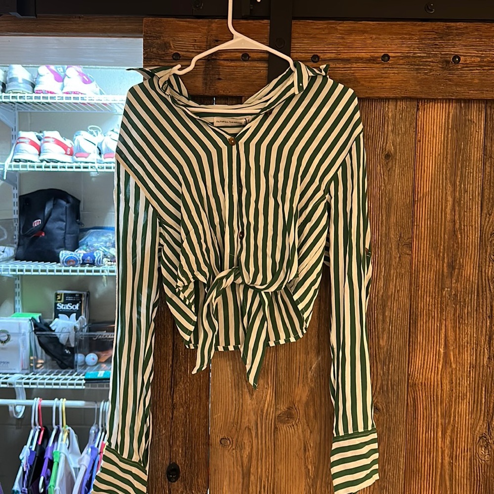 Anthropology tie crop